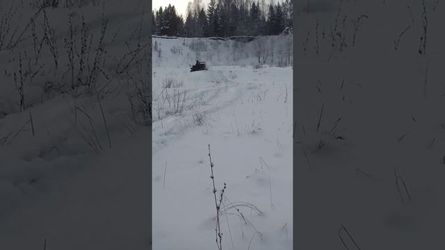 покатушки на самодельном квадроцикле по снегу