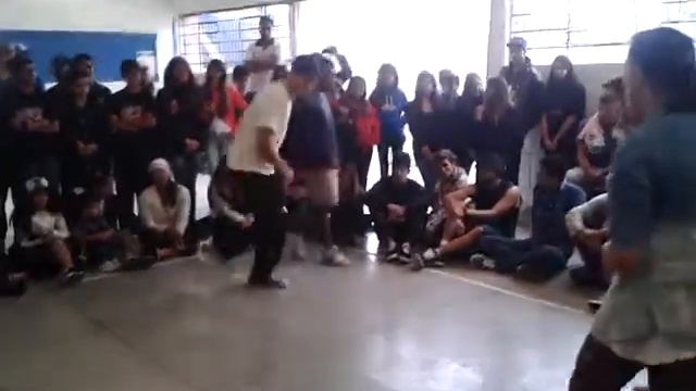 B.girl Eve & B.girl Amanda (DQC) vs. Twister Rock Style | New Break Unit 2013 смотреть онлайн