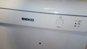 Посудомоющая машина BEKO DSFS 1530