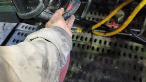 как правильно установить электро подогреаатель на трактор синтай 454