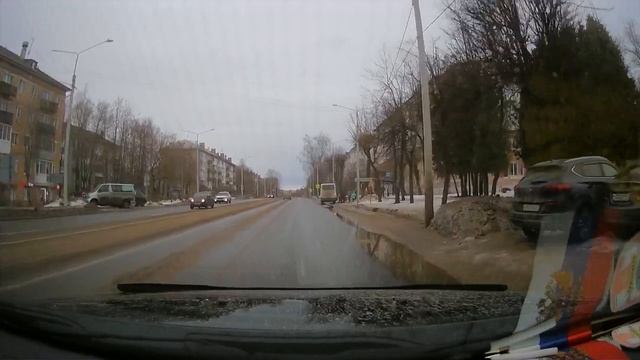 Проезд перекрестка с улицы Генерала Лукина на улицу Кутузова Остановка Студенческая смотреть онлайн