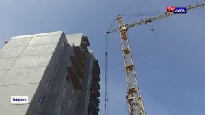 Дома под расселение. Первый почти построен