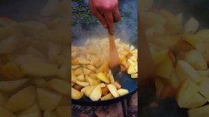 Жарим картошку на сале с грибами на сковородке САДЖ. Вкуснее быть не может. 5 ⭐ Michelin