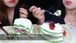 ASMR 5 MILLION GREEN TEA CAKE RACE EATING COMPETITION! 케이크 먹방 केक ケーキ BIG BITES MUKBANG EATING SHOW