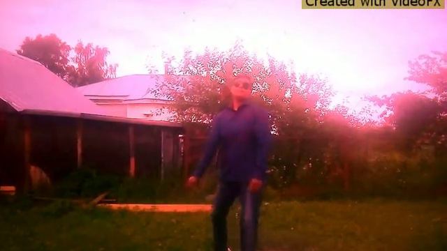 дождик капает по лужам