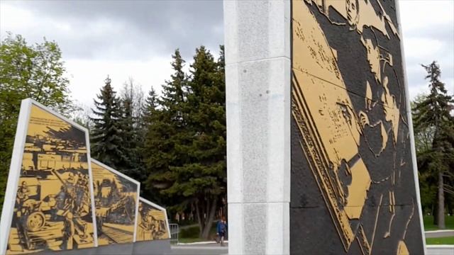 Деревенский Бродвей. Поменяла имидж. Желтые тюльпаны. Парк в Коломне смотреть онлайн