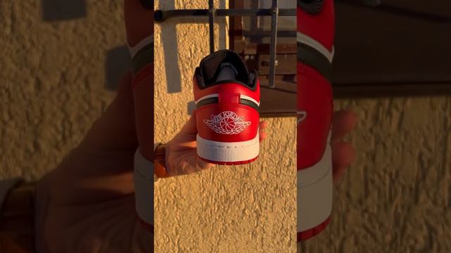 Sunset Jordan 1 Bred toe #nike #jordan #sneaker #style данные, где купить, в закрепе в комментариях смотреть онлайн
