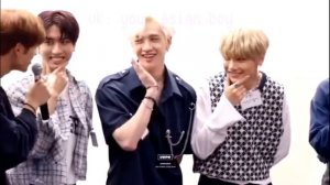 Смешные моменты Stray kids