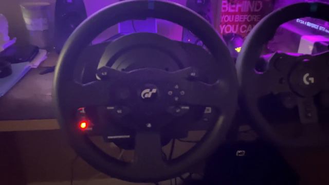 Thrustmaster T300RS GT vs Logitech G923