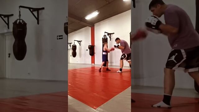 Тренер по боксу Новосибирск Студия бокса @maks_coach_boxingОборудование BOYKO-SPORT
