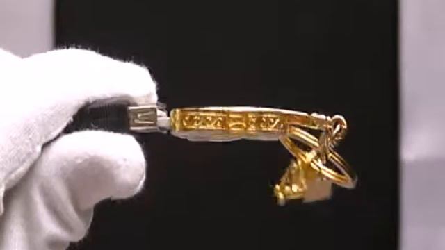 Красивая флешка Скрипка