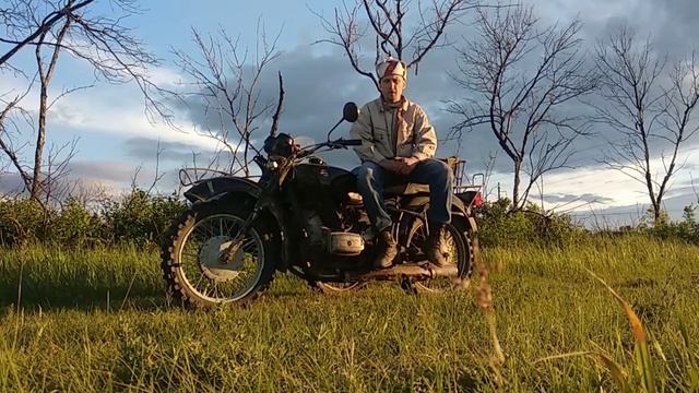 Покатушка на мотоциклах Минск , Ява , К - 750 (М - 72) и Днепр мт-16. смотреть онлайн