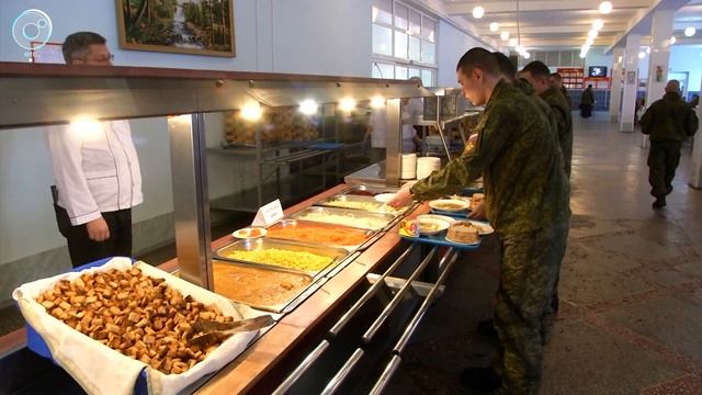 Повара НВВКУ разработали специальное меню для иностранных разведчиков смотреть онлайн