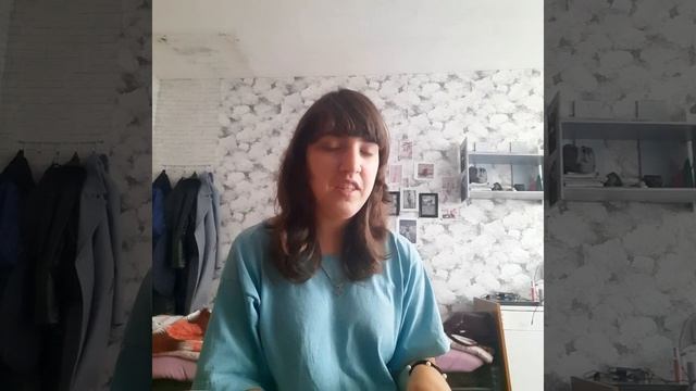 Живу одна в комнате своего общежития.| Ремонт.| Тараканы.| Август смотреть онлайн