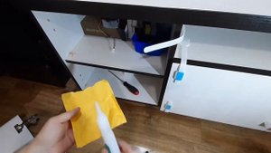 Ремонт мебели своими руками (клей Akfix 705)