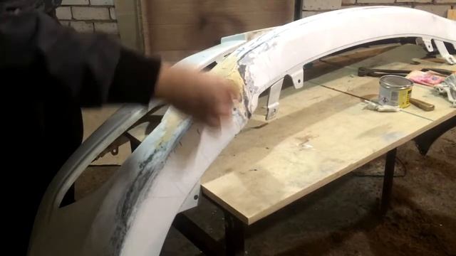 Как запаять, шпаклевать, грунтовать, покрасить бампер. Бампер солярис.