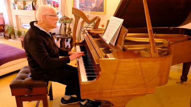 Piano Grandad plays Mozart Rondo alla Turca Turkish March - Fundraising for Cancer Research UK смотреть онлайн