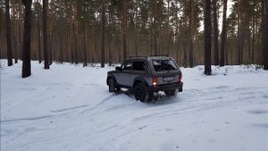Lada 4*4 bronto (Нива Бронто) прогулка по лесу