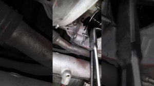 Mitsubishi Fuso Canter 4P10 PCV Filter & Seal Removal/Installation