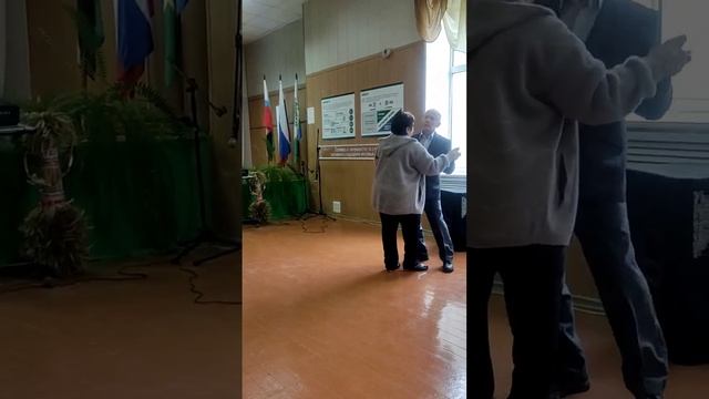 ОГАПОУ Ракитянский агротехнологический техникум - Ветераны танцуют и поют.mp4