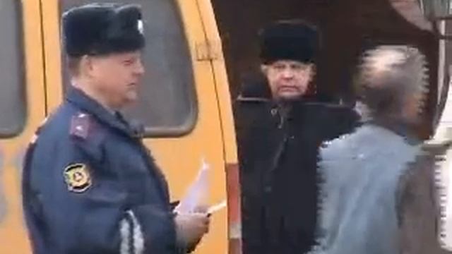 Алексинское ГАИ проверяет маршрутки и автобусы.wmv смотреть онлайн