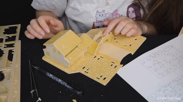 АСМР ? Собираем Деревянный домик ? | Таппинг, шепот, набор для творчества | ASMR russian смотреть онлайн