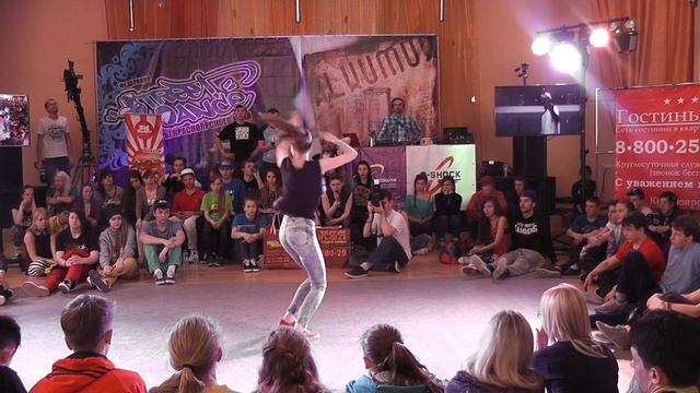 Waacking Jun 1/2 & Final смотреть онлайн