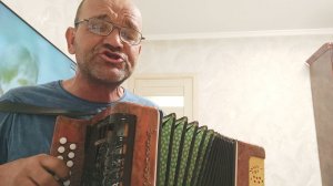 Я привык улыбаться людям. Трофим. Гармонь ля мажор.