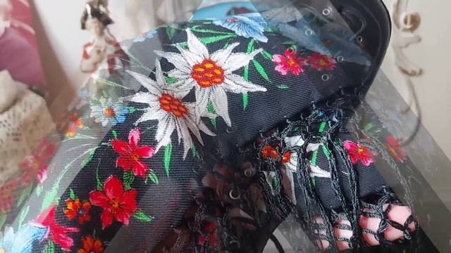 ЭЛЛА АВСТРАЛИЯ передаёт привет 😊👋 Иван Рыбников Распаковывает посылку из Италии от Марины Евсиковой