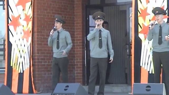 Поздравление ветеранов нашим сыном в составе группы "Солдаты удачи" 9 мая 2013г. смотреть онлайн