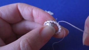 Роскошные серьги мастер класс. Часть 1: Оплетение риволи 14 мм бисером. Камера близко+очень подробн