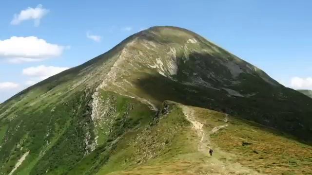 Карпато-русинська сколомийка | Запердолив коло мої хати смотреть онлайн