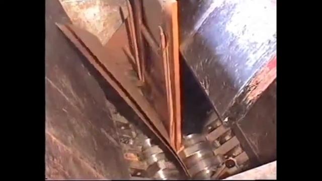 Дробление крупногабаритных материалов дробилкой DR 340. Http://www.netmus.ru