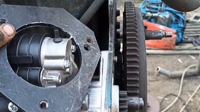 Стартер МТЗ 82 место пускача без замены плиты и маховика. смотреть онлайн