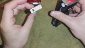 Первая заправка зажигалки zippo.