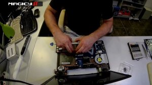 Acer Aspire E15 E5-571 / E5-531 Disassembly