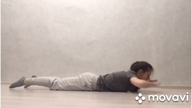 "Будем здоровы. Комплекс упражнений оздоровительной гимнастики для дошкольников." смотреть онлайн