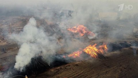 В Свердловской области почти 700 человек после пожаров остались без крыши над головой