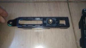 Регулятор высоты ремня безопасности Skoda Octavia tour 1J0857819 DE