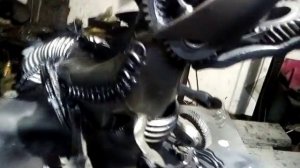 динозаврик из металла своими руками. поделки из автозапчастей