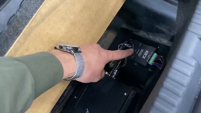 Пацанский Автозвук в Skoda Rapid / Шкода Рапид . Громкая аудиосистема за 40000 рублей?? смотреть онлайн