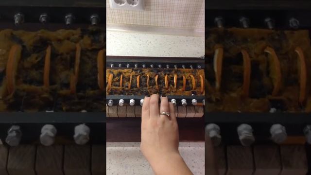 Мыло с нуля "Апельсин в шоколаде". Порезка (часть 1) смотреть онлайн