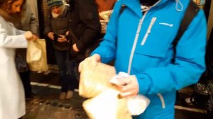Покупаем кофе Мехмед Эфенди на Египетском рынке в Стамбуле