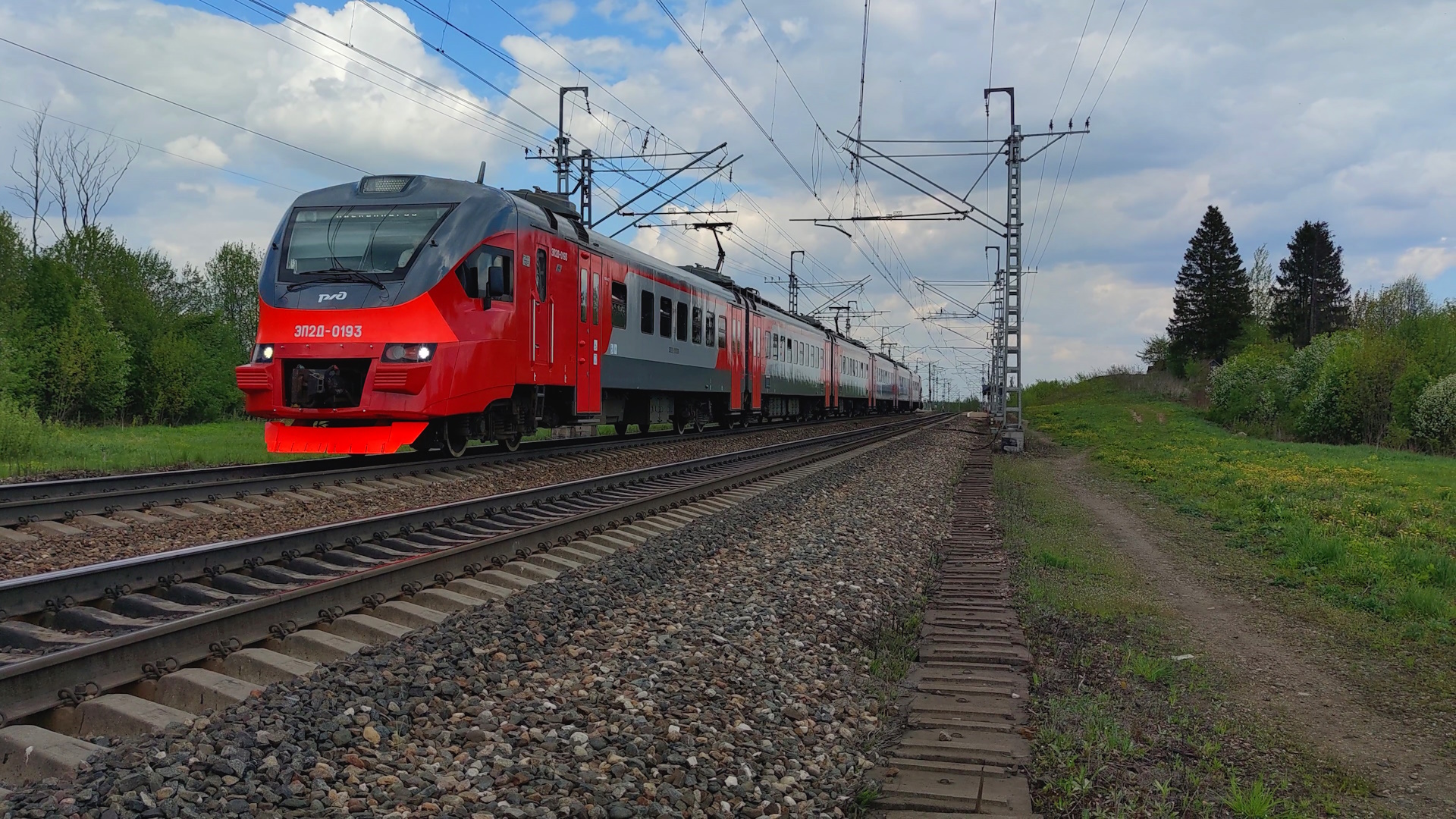 Электропоезд ЭП2Д-0193 с сообщением Ярославль-Александров.