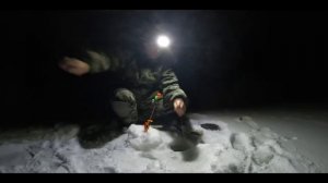 Первая рыбалка в 2023. Зимняя рыбалка с ночёвкой. Снасть кольцо зимой.