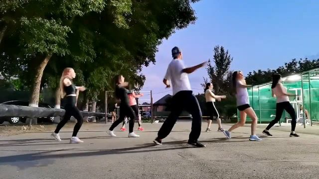 Baila Casanova-Paulina Rubio zumba/latina