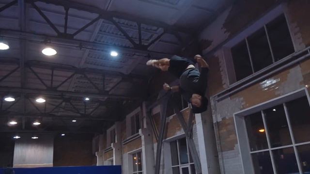 Арнольд Батутный центр Jumper Кемерово смотреть онлайн