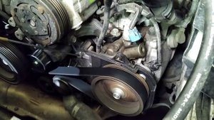 Стук двигателя Субару Форестер 2.5 (2009)Subaru 2.5 engine knock