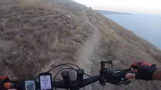 Крым 2021 ГДЕ-ТО В ГОРАХ ОРДЖОНИКИДЗЕ НА ЭЛЕКТРОБАЙКЕ 🚵♂️🌊⛰🌴🐬🏖☀️