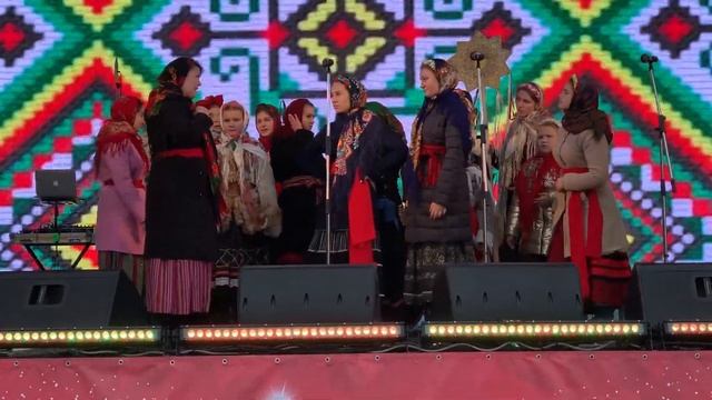 Фольклорный ансамбль "Светлица" , "Рождество в Ялте" смотреть онлайн